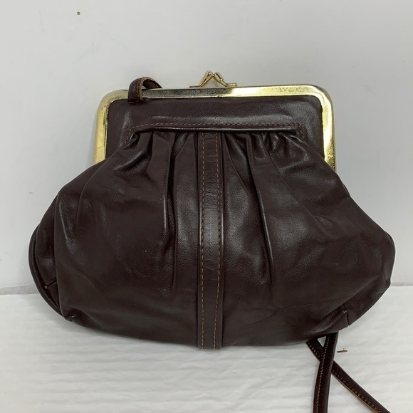 Moda Handbags - MODEA * made in Yugoslavia* Kisslock bag